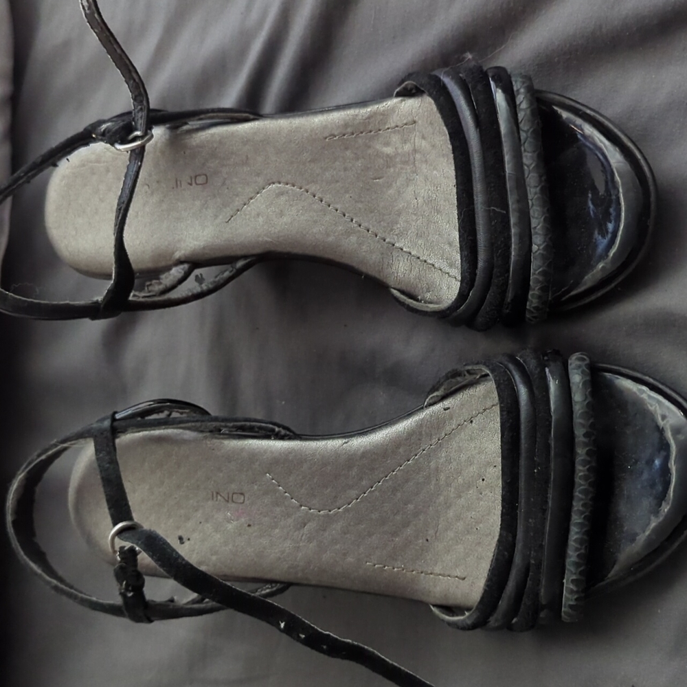 Wedge sandals